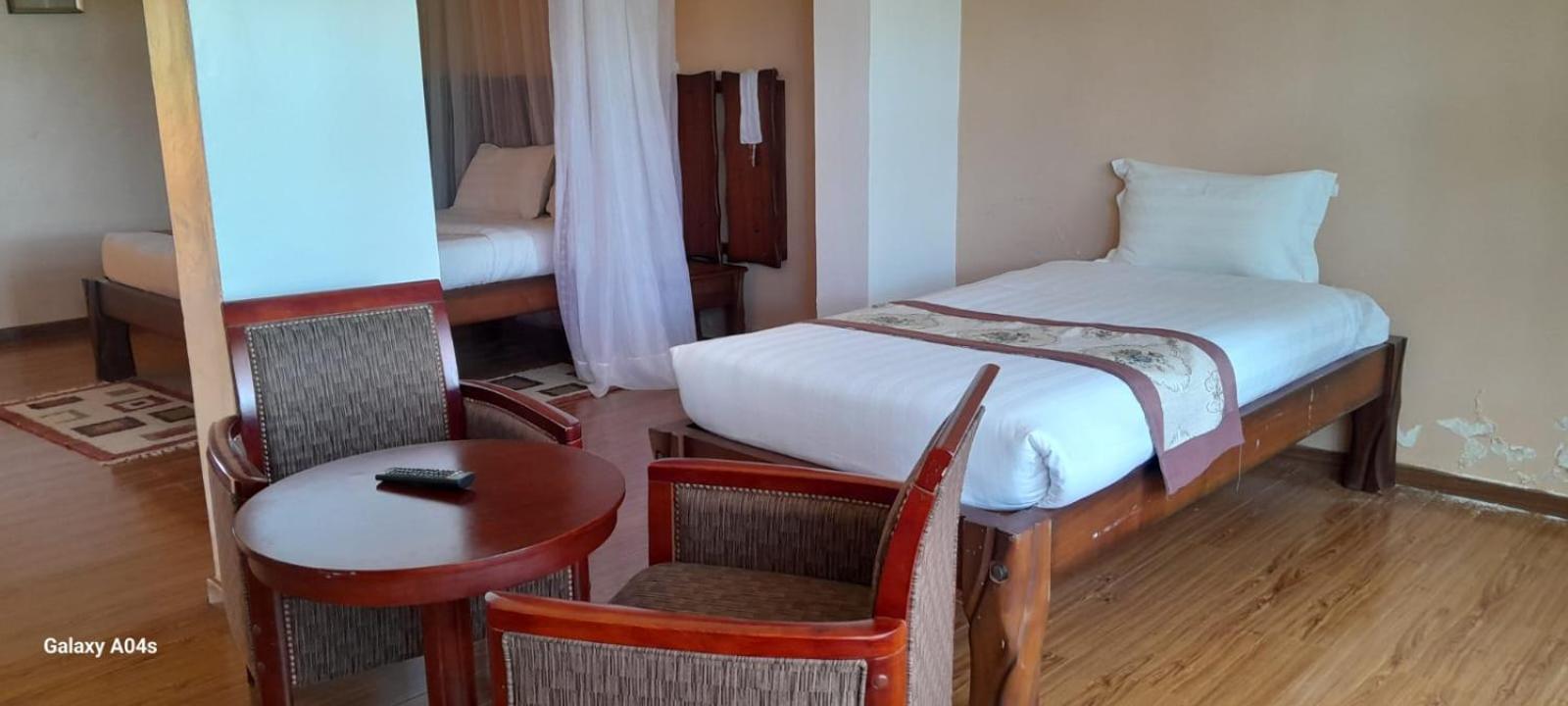 Esikar Gardens Hotel Narok Exterior foto