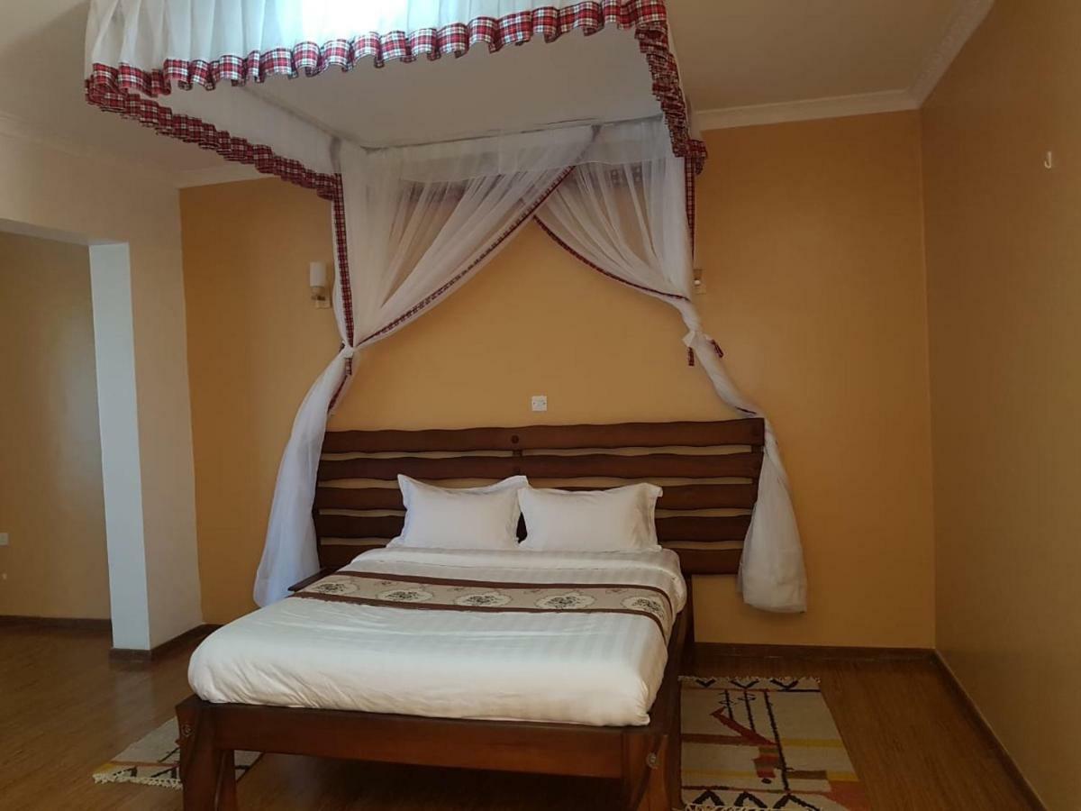 Esikar Gardens Hotel Narok Exterior foto