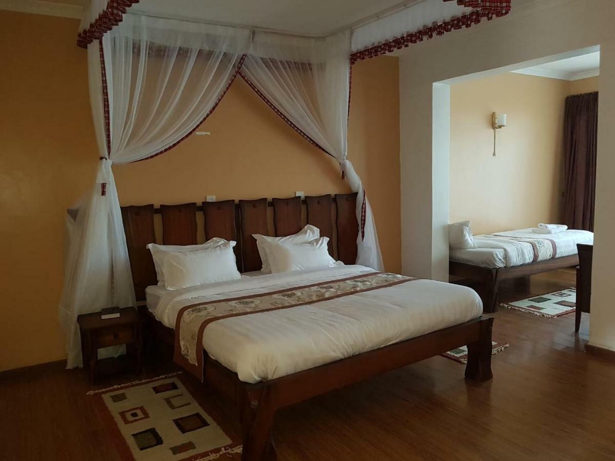Esikar Gardens Hotel Narok Exterior foto